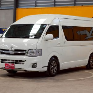 Toyata Commuter 2.5 2012 MT