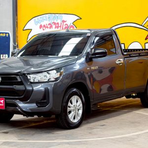 Toyata Revo 2.4  2020 MT